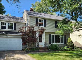 1170 Roland Rd, Lyndhurst, OH 44124