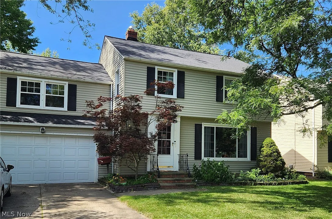 1170 Roland Rd photo 1
