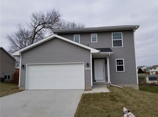 2500 Riverwoods Ave, Des Moines, IA 50320