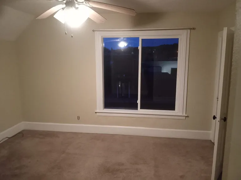 108 Byron St #2 — Photo 6