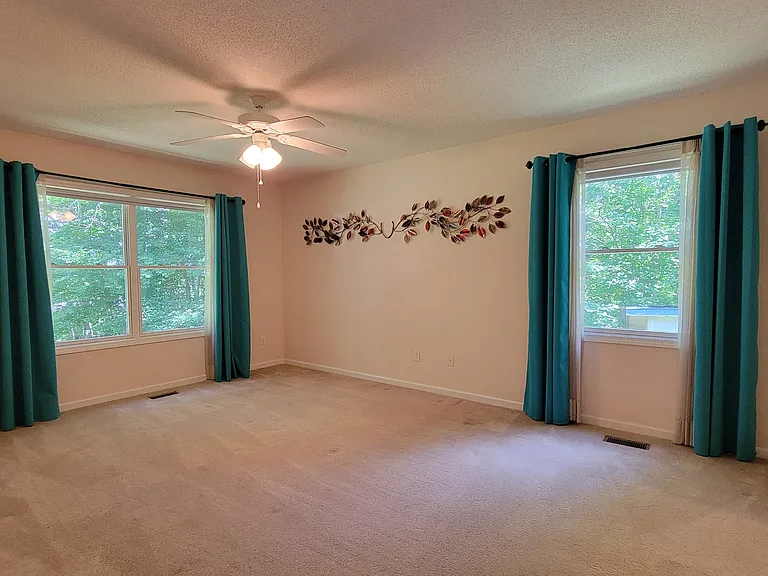 425 Panther Gap Rd — Photo 15