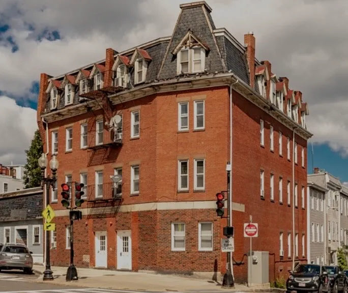 132 Emerson St #33 — Photo 1