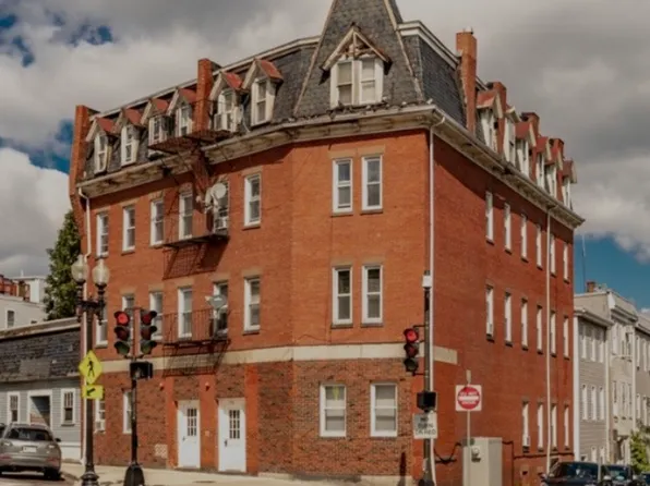 132 Emerson St APT 33, South Boston, MA 02127