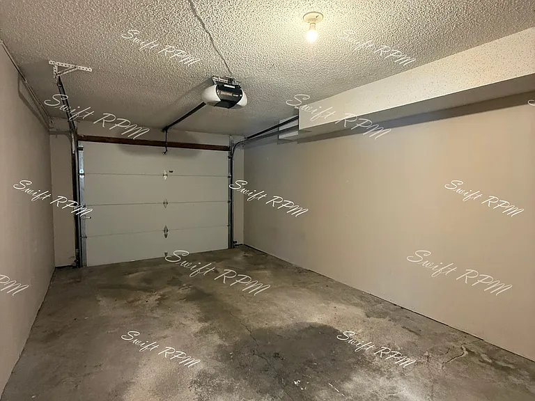 6702 W 150th St #1 — Photo 16