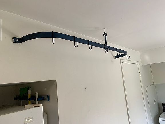 Kitchen pot pan holder