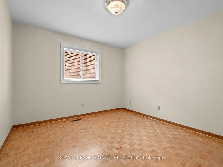 5 Acacia Ave — Photo 25