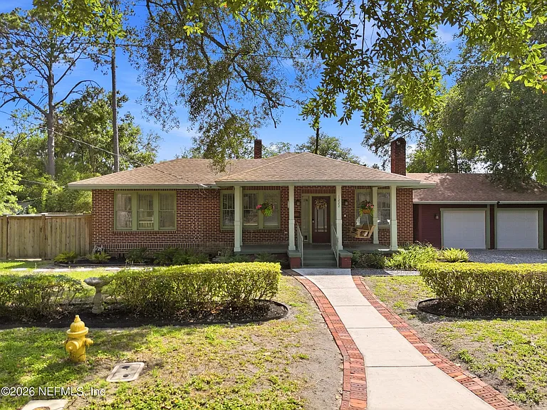 1222 Ingleside Ave — Photo 6