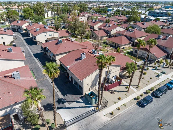1724-8 W Brighton Ave #D, El Centro, CA 92243