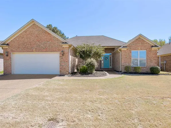 18 Stone Springs Cres, Jackson, TN 38305