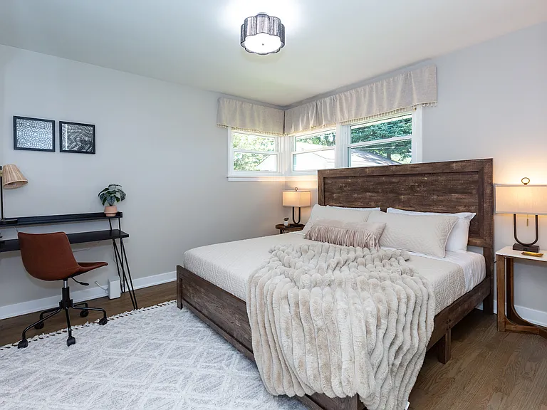 311 N Patton Ave — Photo 41