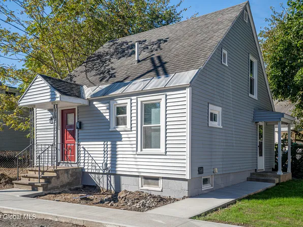 16 Liberty Place, Hudson Falls, NY 12839