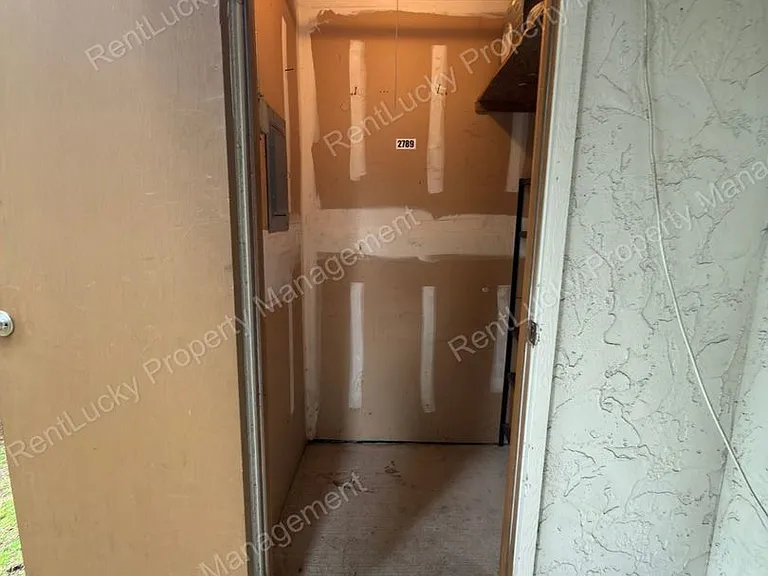 12510 NE 117th Pl #B3 — Photo 23