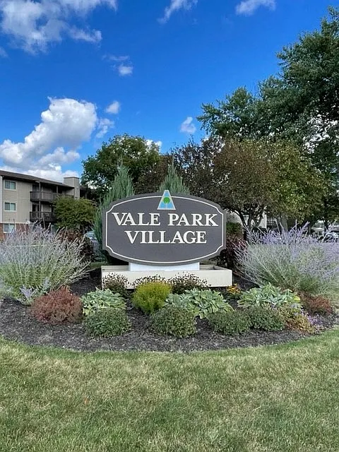 Vale Park Village — Photo 1