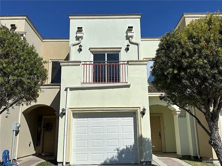 3920 W Daffodil Ave — Photo 5