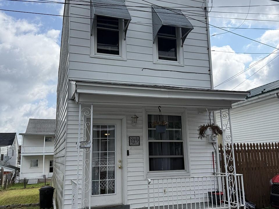 1st image of 119 S Plum St