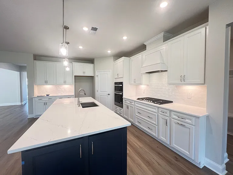 247A Circle City Way — Photo 3