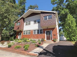 313 Winchester Ave, Staten Island, NY 10312