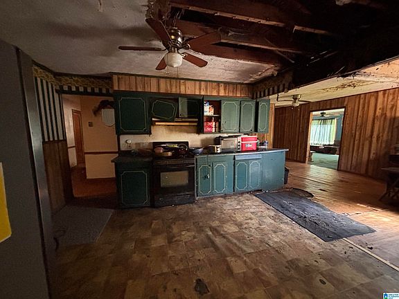 5th image of 306 S Nashville Ave