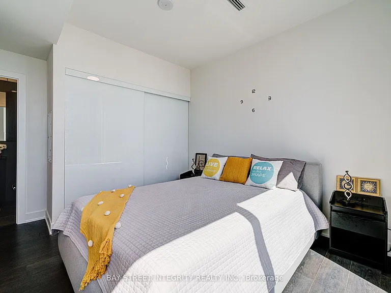 15 Mercer St #2102 — Photo 29