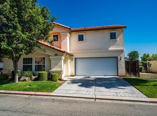 185 River Point, Madera, CA 93637