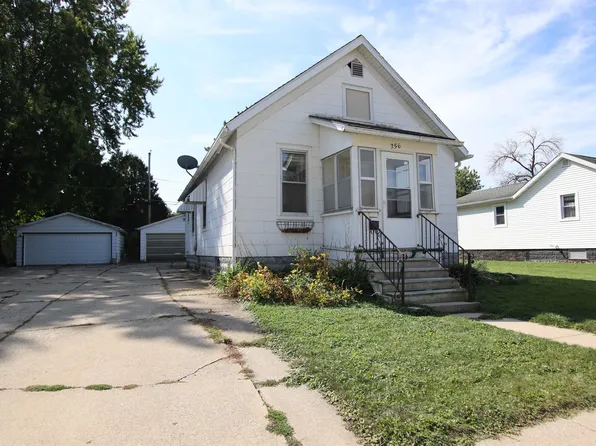 256 E 9th St, Fond Du Lac, WI 54935