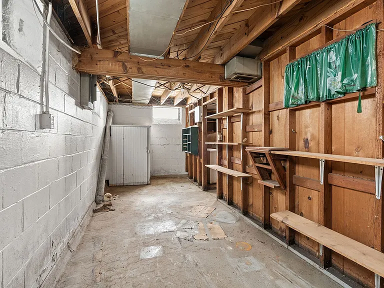 9022 Northlawn St — Photo 18