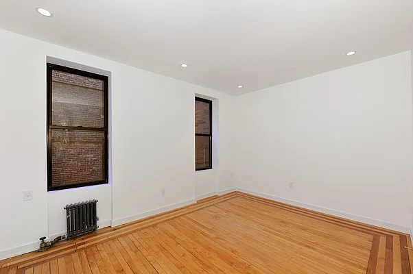 Rented by Aether Property Group | media 25