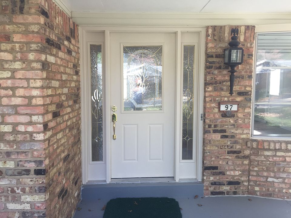1st image of 97 Glen Cove Dr