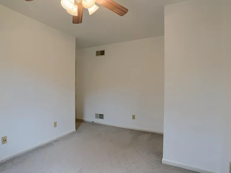 9148 Joyce Ln #9148 — Photo 22