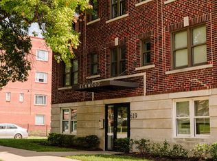 Kenwood, Kansas City, MO 64109