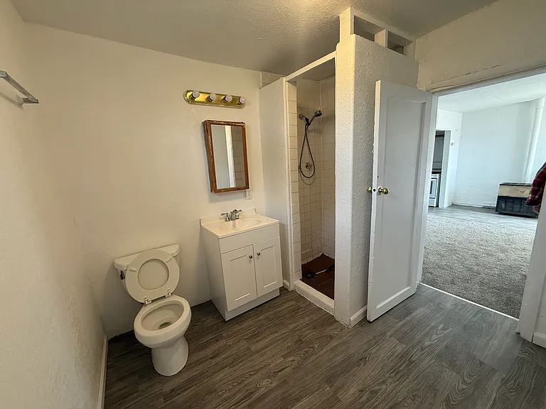 7595 Brighton Blvd — Photo 4