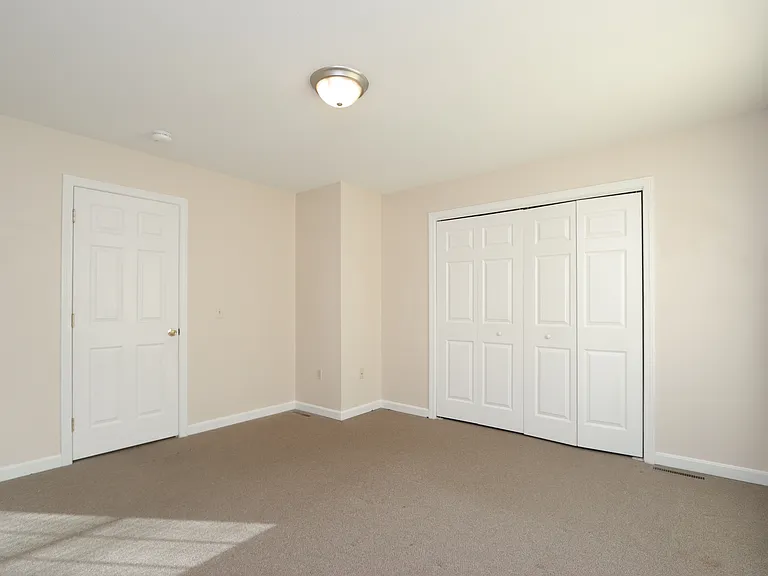 51-53 Winthrop St #R — Photo 19
