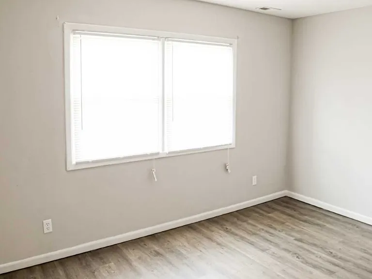 Dillsboro Townhomes — Photo 9