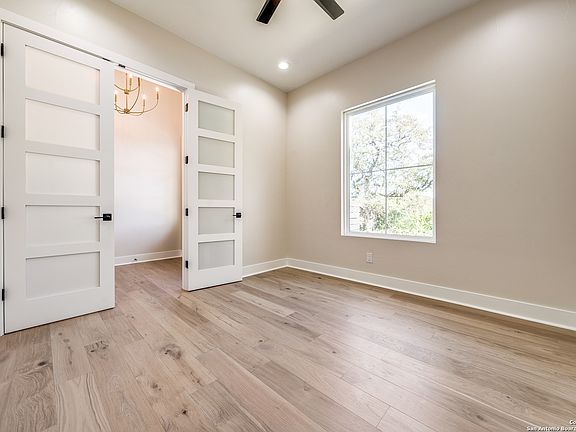 3rd image of 8831 FALCON PL