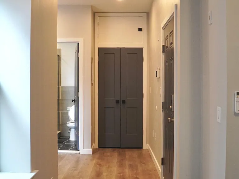 1764 Frankford Ave #1R — Photo 4