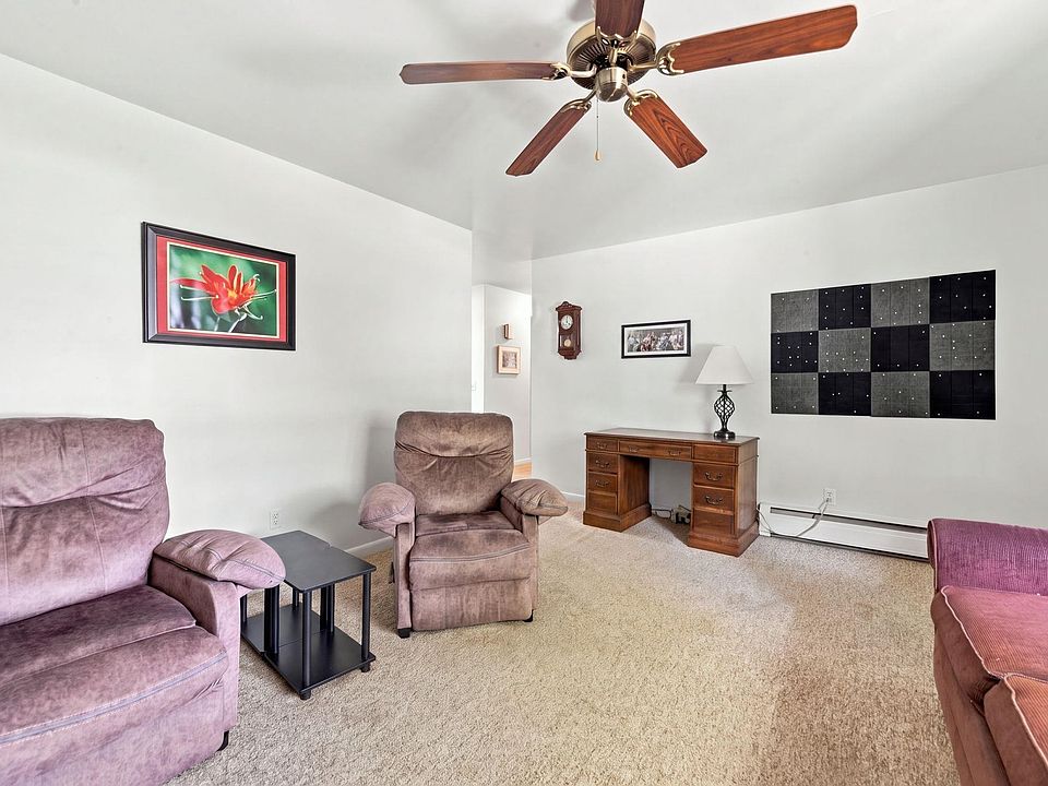 537 N Neeper St, photo 7