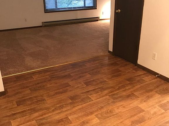 3rd image of 3109 Heritage Dr APT 8