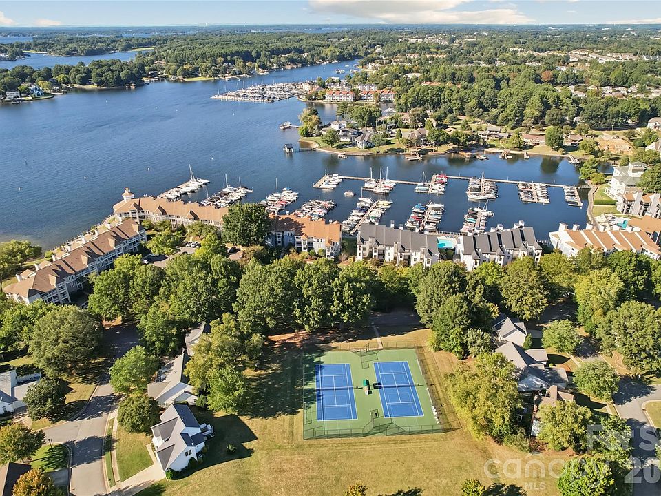 1st image of 18819 Vineyard Point Ln