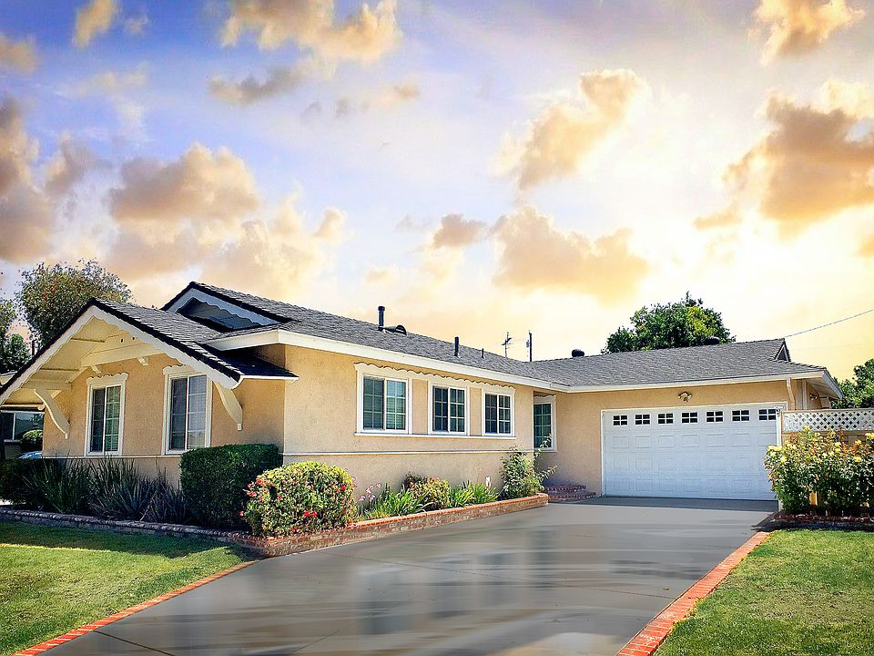 1st image of 13534 De Alcala Dr
