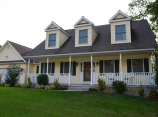 544 Lake Meade Dr, East Berlin, PA 17316