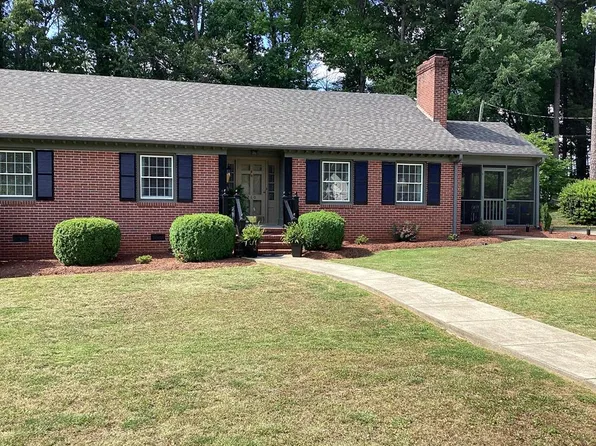 210 Merritt St, South Boston, VA 24592