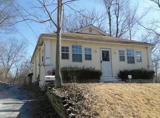 219 Lampert St, Alton, IL 62002