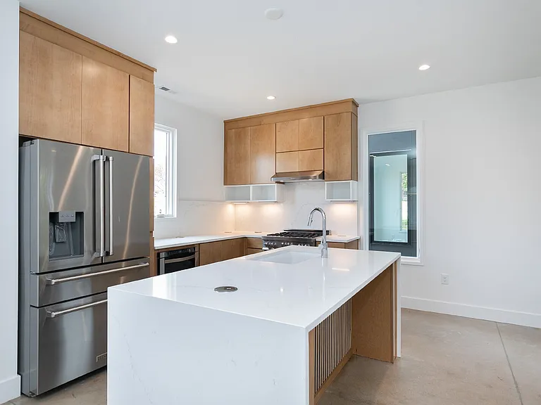 2161 Mayview Rd — Photo 16
