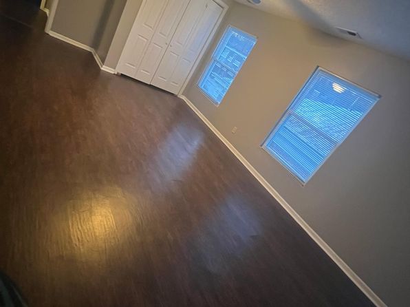 106 Saratoga St #3, Excelsior Springs, MO 64024