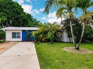 2172 44th Ter SW, Naples, FL 34116