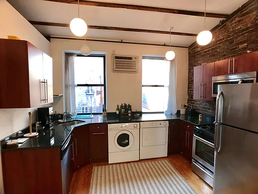 Rented by Building Equity Real Estate LLC | media 15