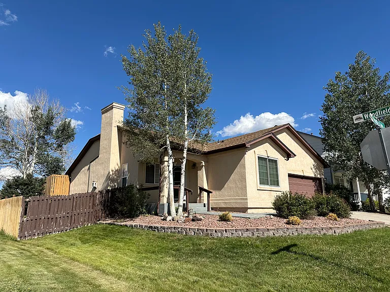 17055 Mountain Lake Dr — Photo 2