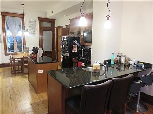 2nd image of 2637 W Cortez St #2