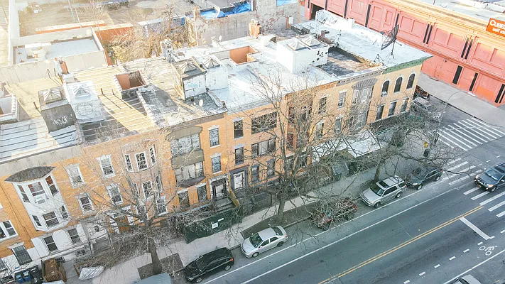 Rented by Compass | media 2