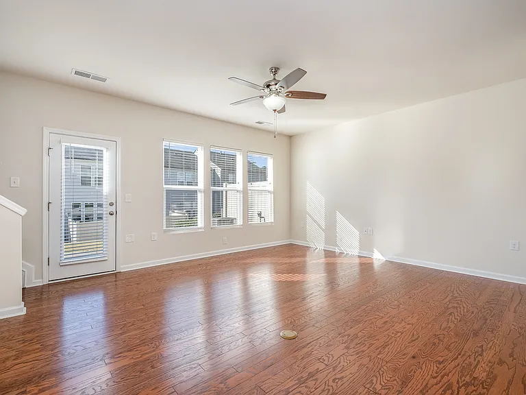 1113 Rocketcress Dr — Photo 9